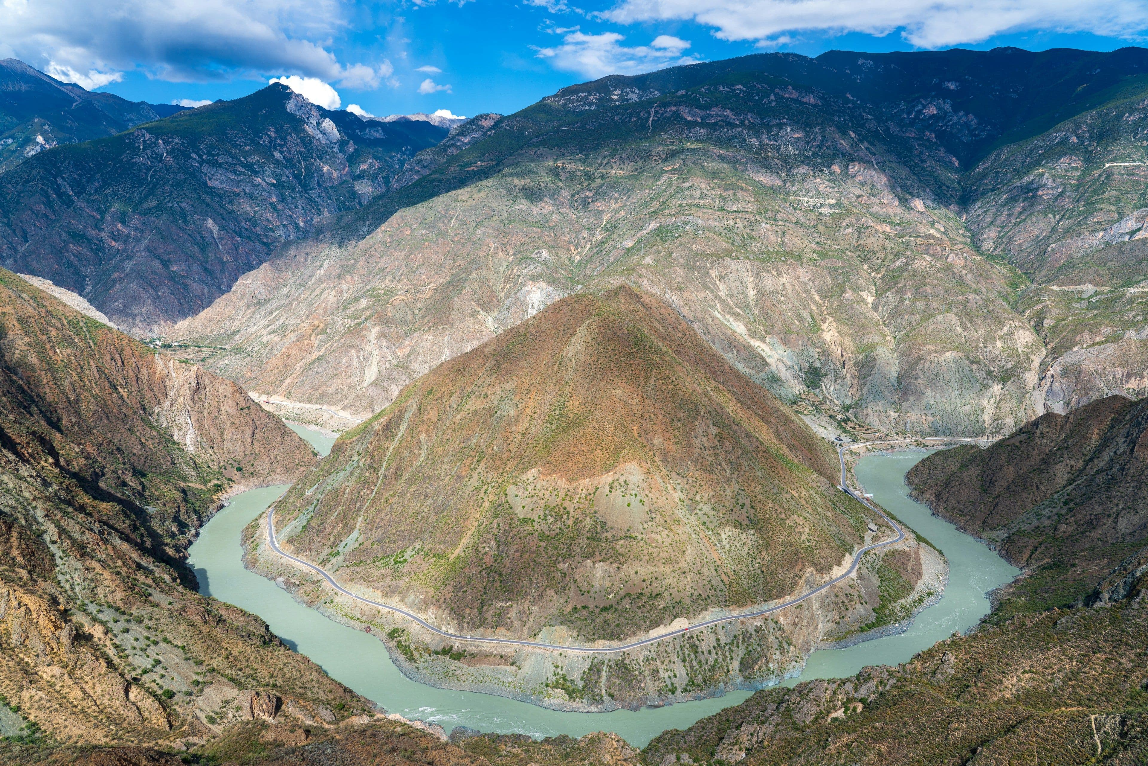 The Yangtze and the Three Gorges