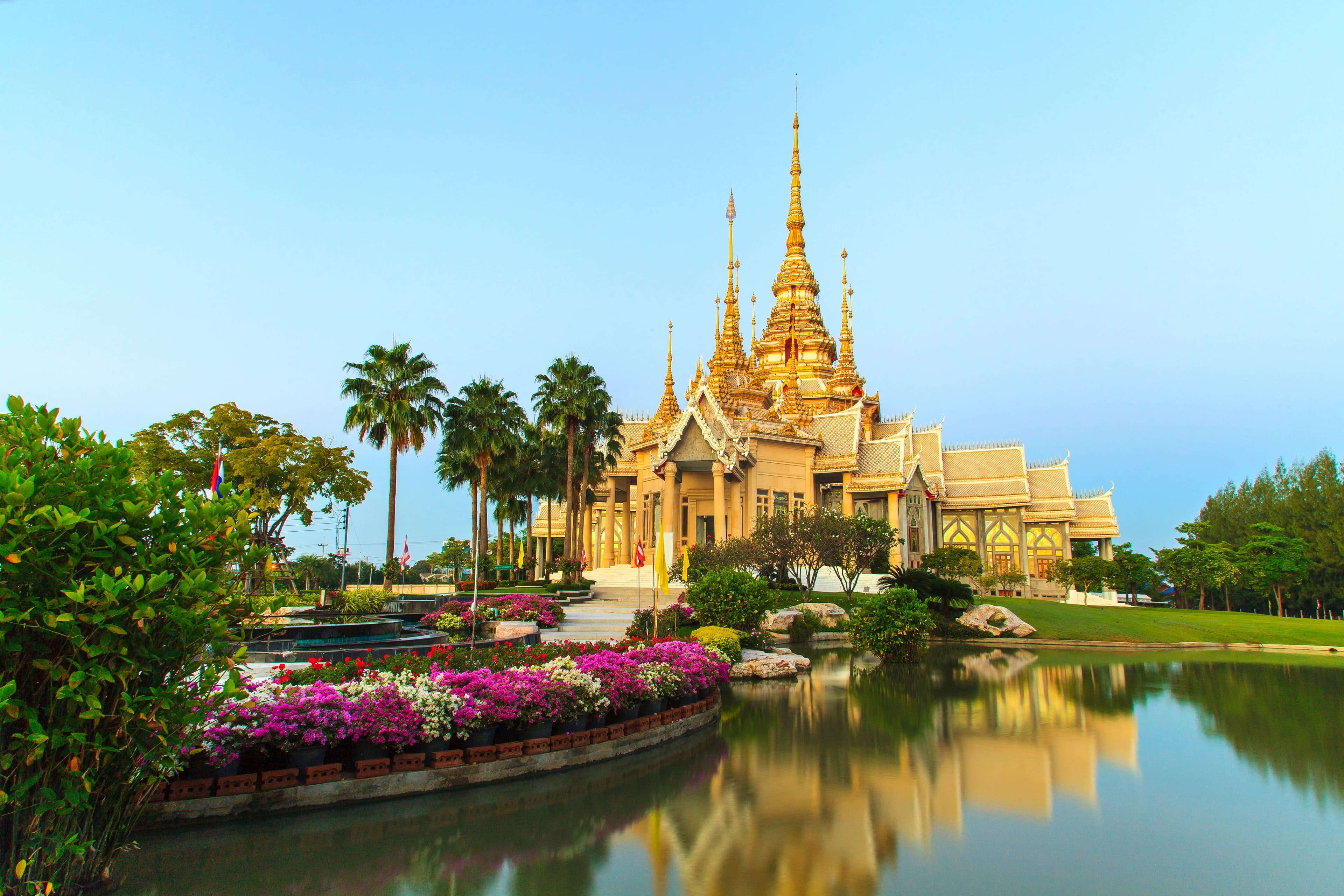 Thailand Tour From Kochi, Temples and Bustling Bangkok